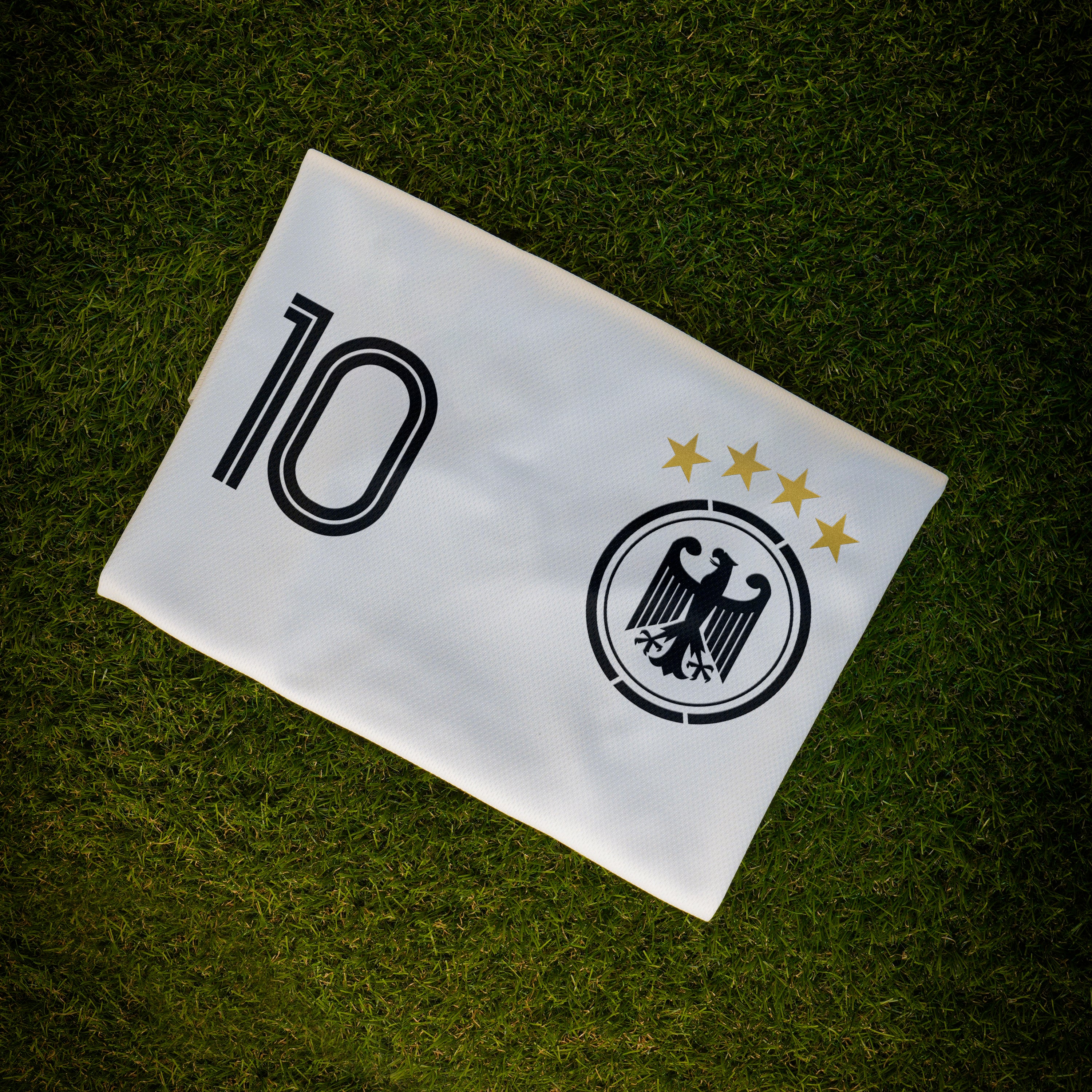 Deutschland Fußballtrikot-Set für Kinder mit eigenem Namen